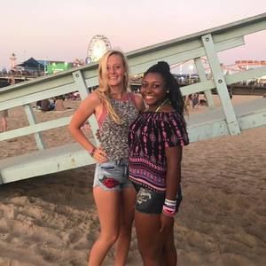 Meet your Posher, Kenzie